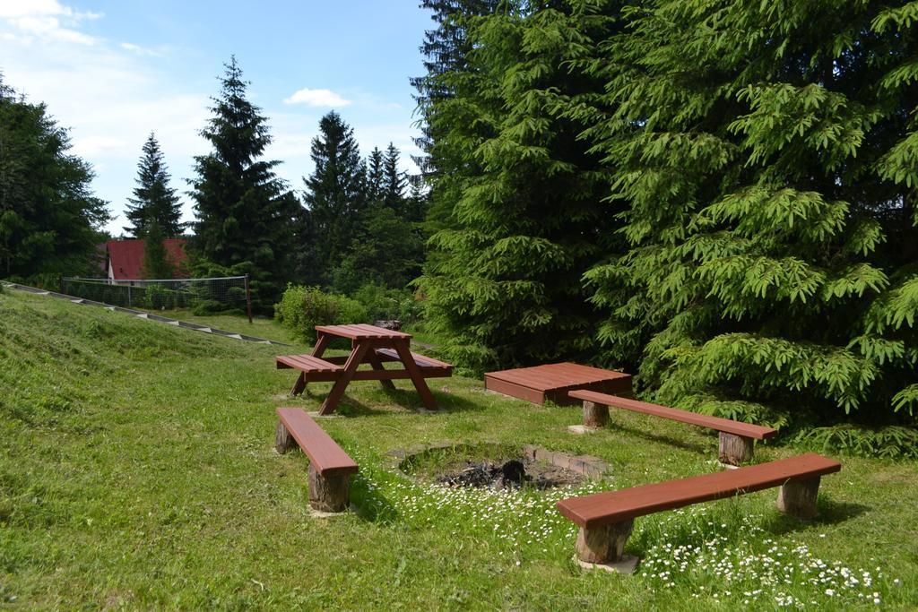 Chaty Pod Knizeci, Trojanovice Exteriör bild