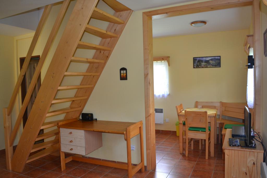 Chaty Pod Knizeci, Trojanovice Exteriör bild