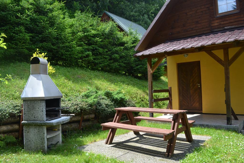 Chaty Pod Knizeci, Trojanovice Exteriör bild